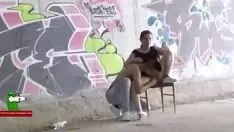 Reproduzir Um par de sucção e batedor de fucworld abaixo de uma toca. san018