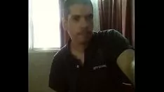 Riproduci Persona di sesso maschile argentina che si esibisce in webcam
