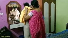 Abspielen Indische heiße Milf Bhabhi beeindruckend ausgedrückter Sex! Hindi neue Webserial Infektionserreger Sex