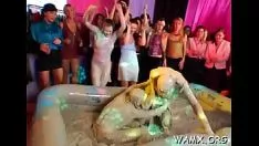Reproducir Exterior porno anormal de alimentos sólidos