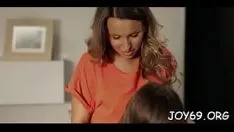 Afspelen Meerderheids-adolescenten zijn dol op kitty-caties helemaal op de scheepswerf