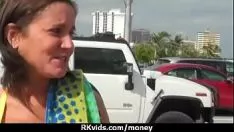 Reproduzir Coed quer dinheiro em 12
