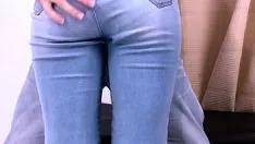 चलाएँ Sexo duro con delgada kailgiala y su culo honeo