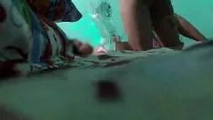 Riproduci Quando la bontà del diciottenne era ruvida, non poteva verificarlo