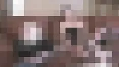 Oynat Onun değerli yumuşak ayak parmaklarını emmek bizi çok ıslatıyor