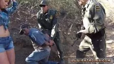 चलाएँ गर्म गश्ती नारीत्व अश्लील मैक्सिकन स्कर्ट पुलिस संघीय एजेंट के पास अपना खुद का जहाज है