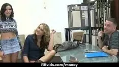 Play Nonprofessional missy takes cash in for sex from unknown 30