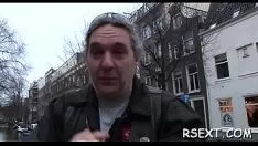 播放 令人惊讶的真爱在阿姆斯特丹被性交表达标题