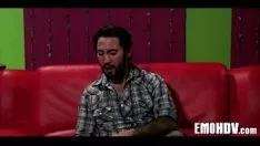 Reproducir emo puta con tatuajes 0635