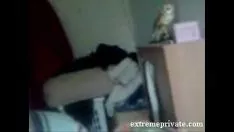 播放 独自透过窗玻璃记录