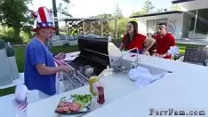 Afspelen Zaftig grote tieten blonde opening milf misdaad syndicaat vierde juli