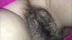 চালান তিনি তার মসৃণ কেশিক bollix আপ উপর cums