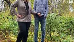 Jouer Chubby MILF ELENA Public Outdoor Fetiseh Rencontre avec Aleksandr