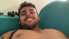 Redare Sesiunea de masturbare amatoare pentru adolescenți a lui Lucas Nobre - umplându -și păsărică cu lapte!