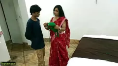 تشغيل ركوب الهندية Milf Bhabhi's Wild Ride: Cumshot ، الجنس الشرجي بين الأعراق مع مبيعات حمالة الصدر قرنية