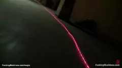 Играть Лесбийский фистинг с дилдо и оргазмом с принцессой Донной и Ариэль Икс