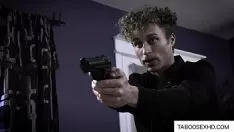 Play Precious adolescent to sex by cop